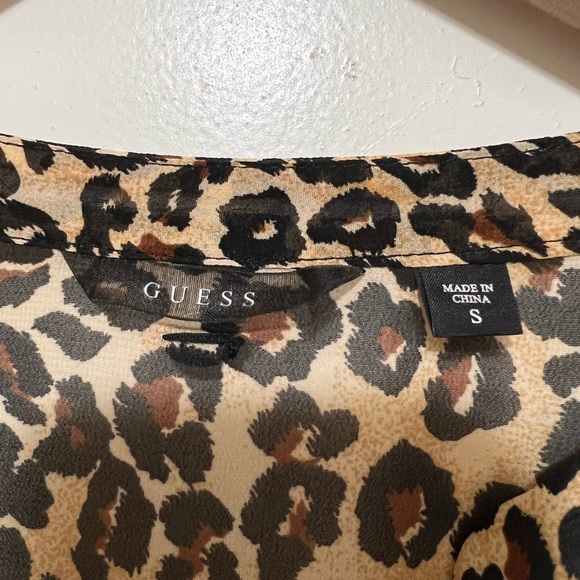 Guess Blouse Animal Print V-Neck Small Long Sleeve Brown Semi Sheer. - Picture 10 of 10